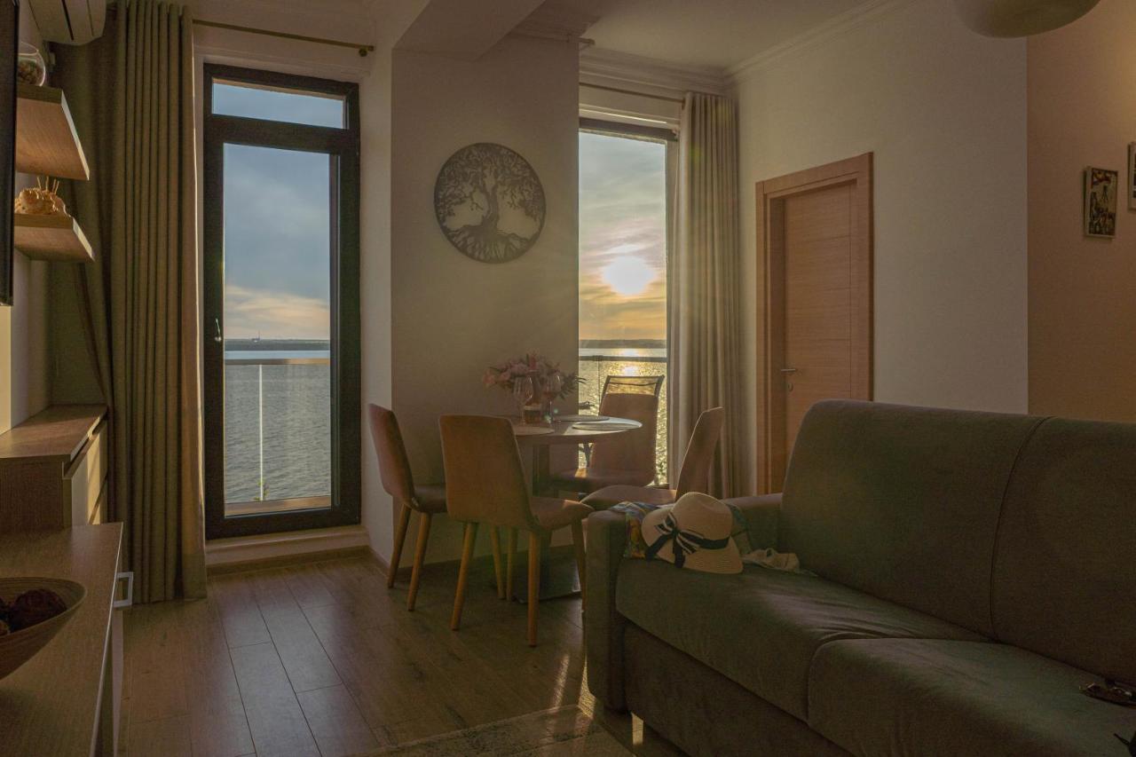 Apartament Le Bonheur Мамая Экстерьер фото